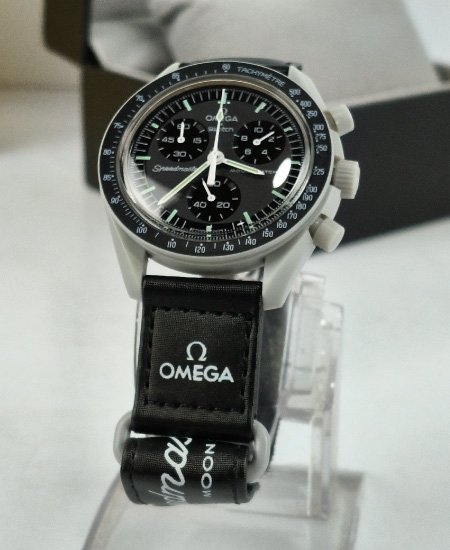 omega speed master ultra light mission to the moon velcro strap watch 1.jpg