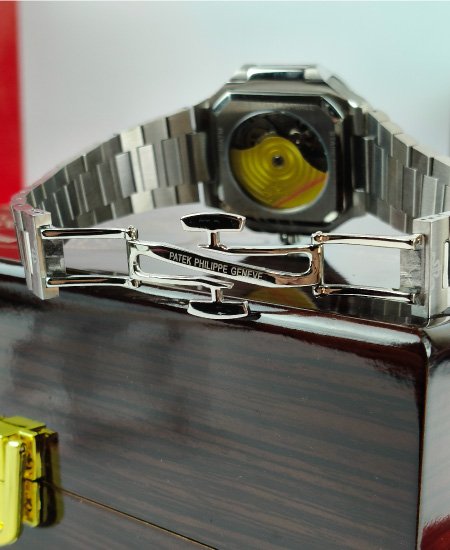 patek philippe cubitus blue reference 5821 1a 001 2.jpg