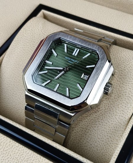 patek philippe cubitus olive green reference 5821 1a 001 3.jpg