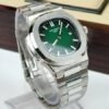 patek philippe nautilus 5711 green watch 1.jpg