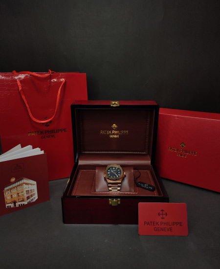patek philippe nautilus rose gold black dial 3.jpg
