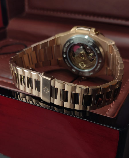 patek philippe nautilus rose gold black dial 4.jpg