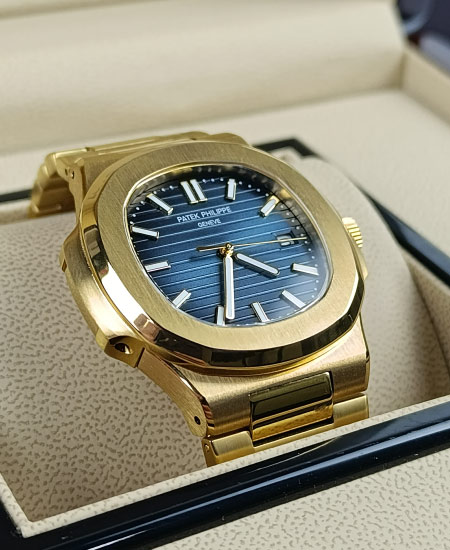 patek philippe watch 5711 golden blue 1.jpg