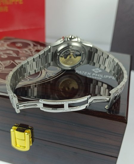 patek philippe watch 5726 1a nautilus blue dail 5.jpg
