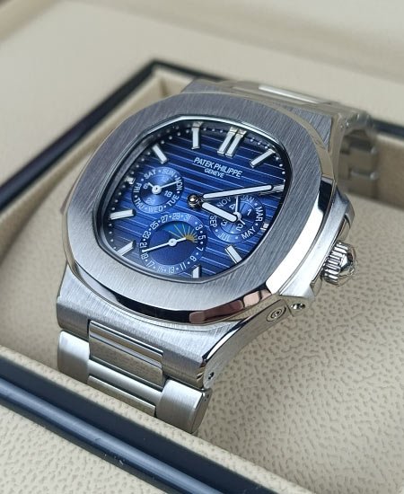 patek philippe watch 5740 1g nautilus blue dial 3.jpg