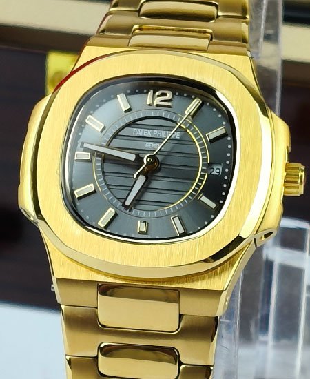 patek philippe womens watch nautilus 7011 1 2.jpg