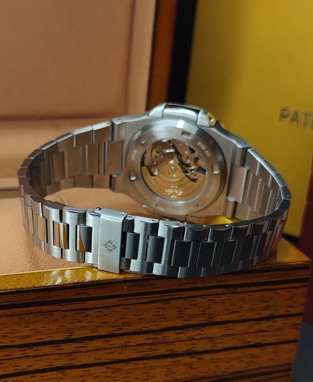 patk phlipe 5711 tiffany watch 4.jpg