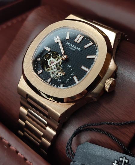 patk phlipe nautilus rose gold black dail watch 1.jpg