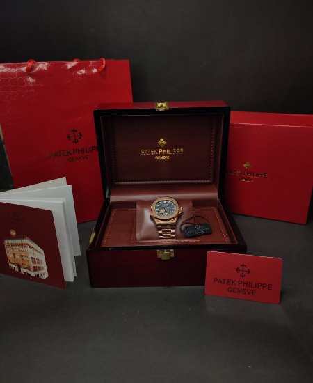 patk phlipe nautilus rose gold black dail watch 2.jpg