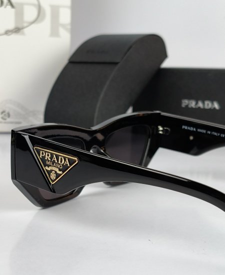 prada black sunglasses 5.jpg