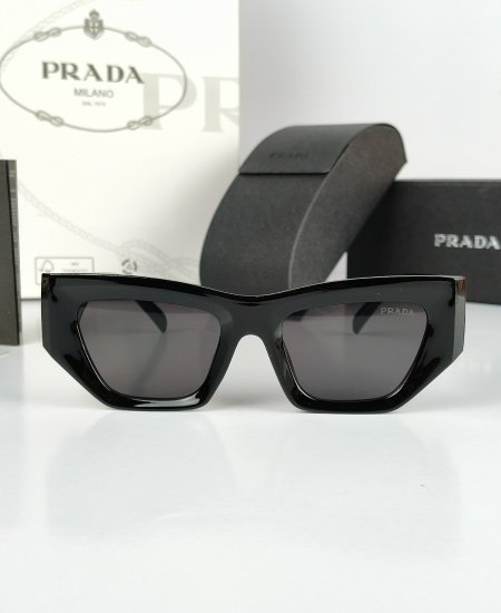 prada black sunglasses 6.jpg