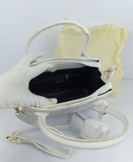 prada handbag white 2.jpg prada handbag white 2.jpg