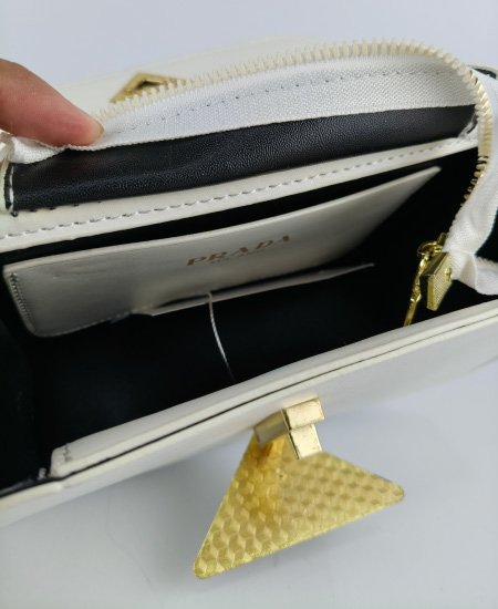 prada handbag white pd01 4.jpg