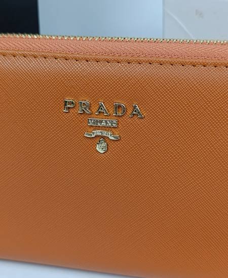 prada ladies wallet brown 1.jpg