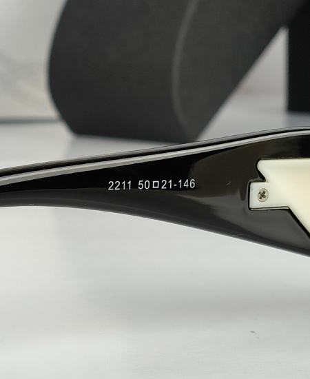 prada sunglasses black and white 5.jpg