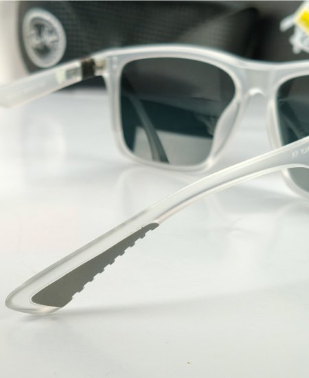 ray ban ferrari polycarbonate sunglasses 5.jpg ray ban ferrari polycarbonate sunglasses 5.jpg