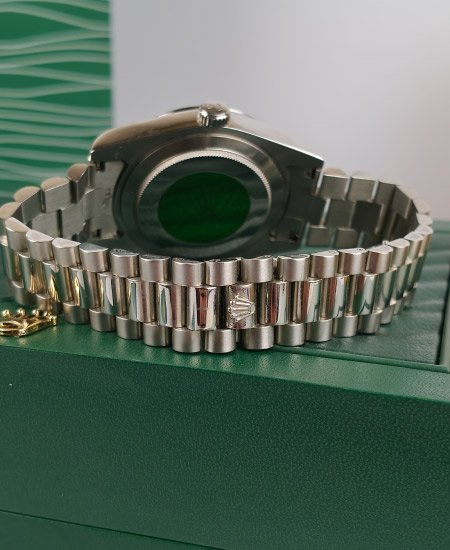 rolex 228206 0004 day date ice blue 7.jpg