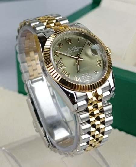 rolex datejust green roman dail 36 ref 3.jpg