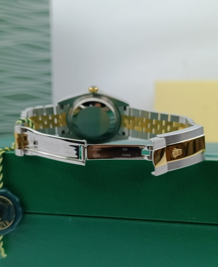 rolex datejust white dail 126233 6.jpg