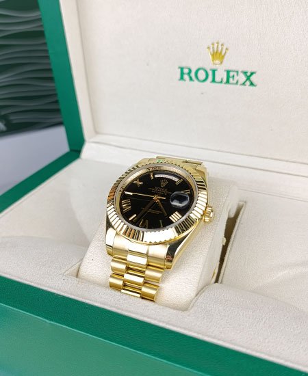 rolex day date watch yellow gold black dial roman 228238 4.jpg rolex day date watch yellow gold black dial roman 228238 4.jpg