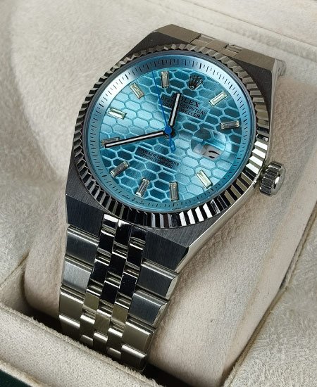 rolex land dweller oyster 40 mm platinum m127336 0001 1 1.jpg