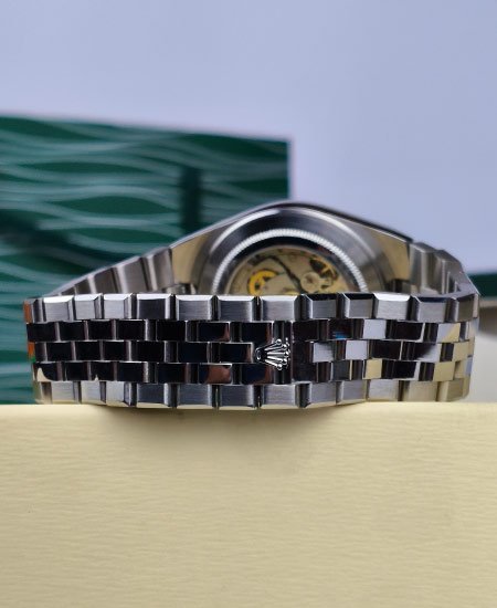 rolex land dweller oyster 40 mm platinum m127336 0001 3 1.jpg