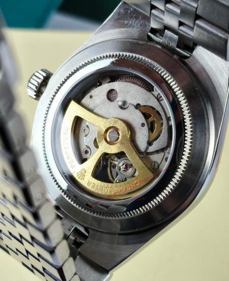 rolex land dweller oyster 40 mm platinum m127336 0001 6.jpg