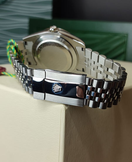 rolx datejust oyster perpetual jubilee bracelet m126334 0022 4.jpg