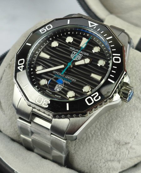 tag heuer aquaracer black 3d professional 300 wbp5110.ba0013 watches 1.jpg