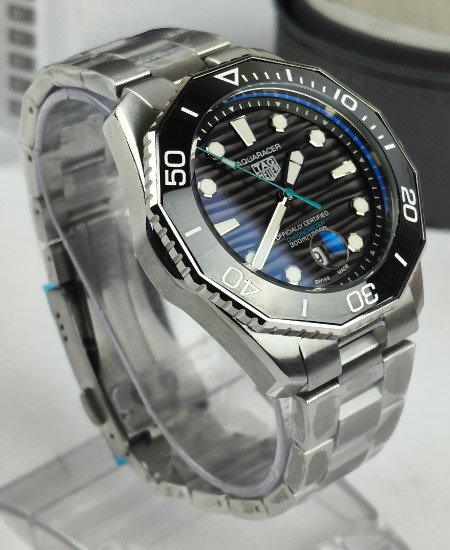 tag heuer aquaracer black 3d professional 300 wbp5110.ba0013 watches 8.jpg