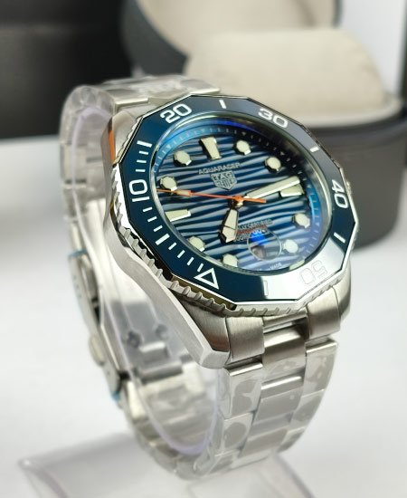 tag heuer aquaracer blue 3d professional 300 wbp5111.ba0013 watch 3 1.jpg