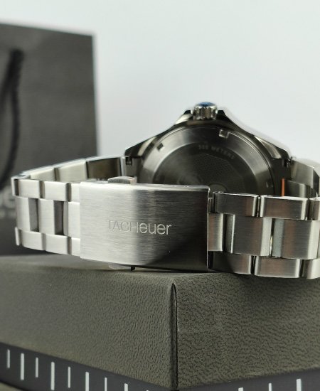 tag heuer aquaracer professional 300 wbp5111.ba0013 mens watches 2.jpg