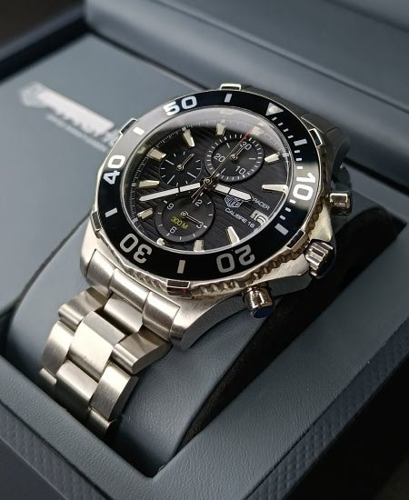 tg heuer aquaracer calibre 16 cay211b 1.jpg tg heuer aquaracer calibre 16 cay211b 1.jpg