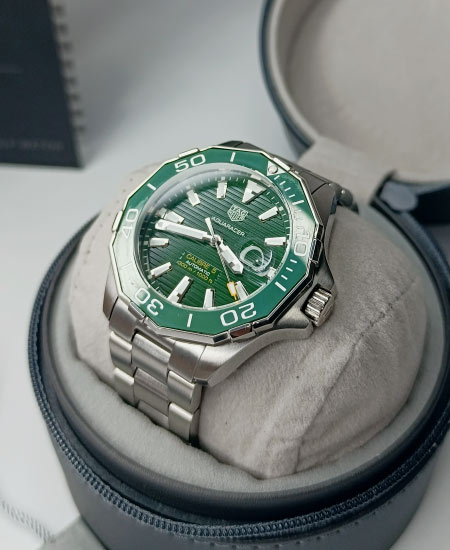 tg heuer aquaracer green dial way201s 1 1.jpg