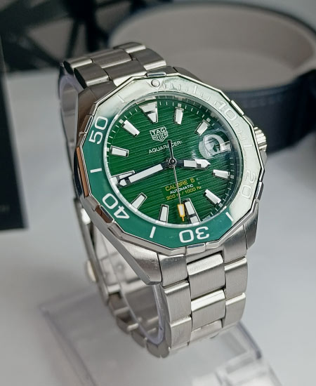 tg heuer aquaracer green dial way201s 2 1.jpg