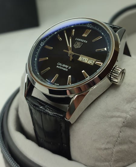 tg heuer calibre 5 leather belt 1 1.jpg