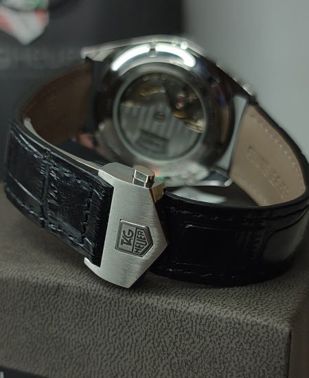 tg heuer calibre 5 leather belt 4 1.jpg