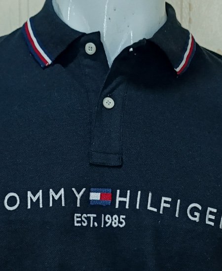 tomy hilfiger black polo shirt 3.jpg