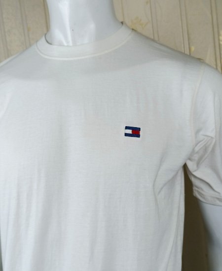 tomy hilfiger t shirt 1.jpg