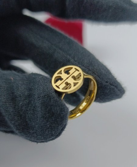 tory ring 002 1.jpg