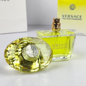versace yellow diamond perfume 1.jpg