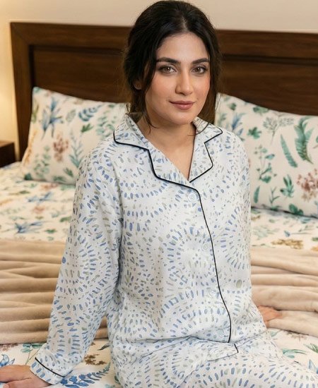 zara ladies night suit accent circle 3 1.jpg zara ladies night suit accent circle 3 1.jpg