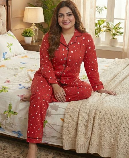 zara ladies night suit red star 5.jpg