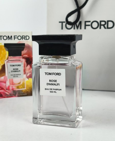 tom ford perfume.jpg tom ford perfume.jpg
