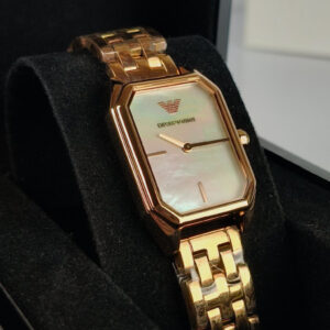 Best ladies watches in Pakistan