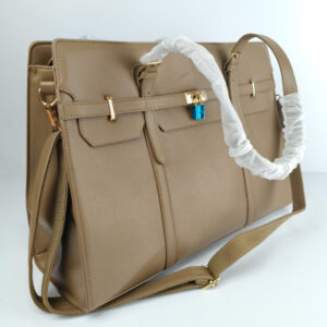 Handbags in Pakistan