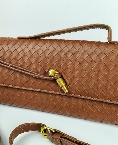 Ladies Clutches in Pakistan