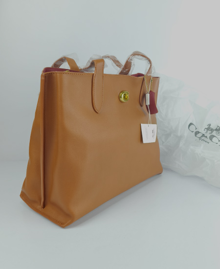 Shoulder Handbag in Pakistan