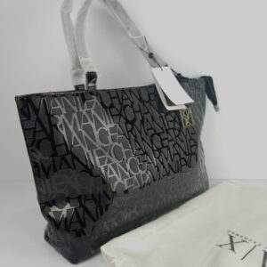 Tote Handbag in Pakistan