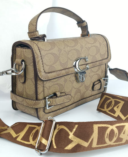 Womens Handbags in Pakistan